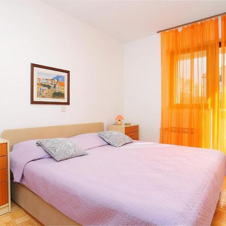 Apartments With A Parking Space Makarska - 5984 Exterior photo