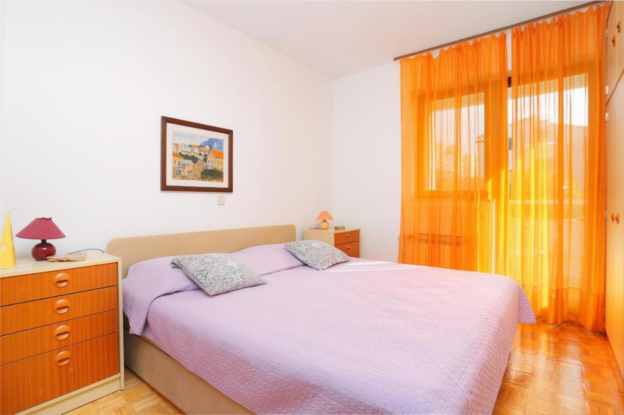 Apartments With A Parking Space Makarska - 5984 Exterior photo